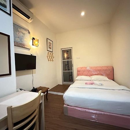 The Explorers Guesthouse And Hostel Kuala Lumpur Eksteriør bilde