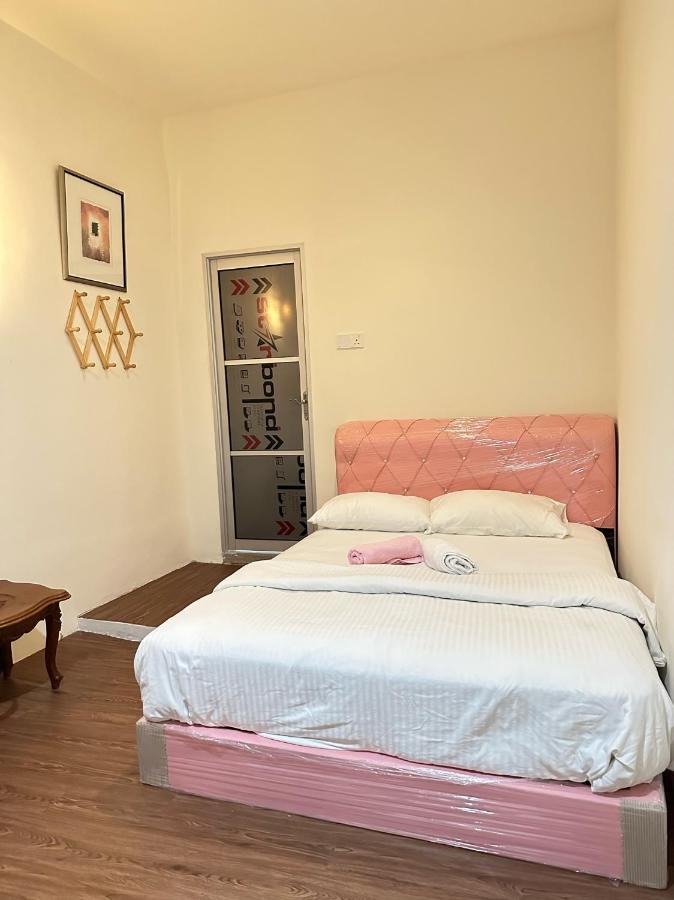 The Explorers Guesthouse And Hostel Kuala Lumpur Eksteriør bilde