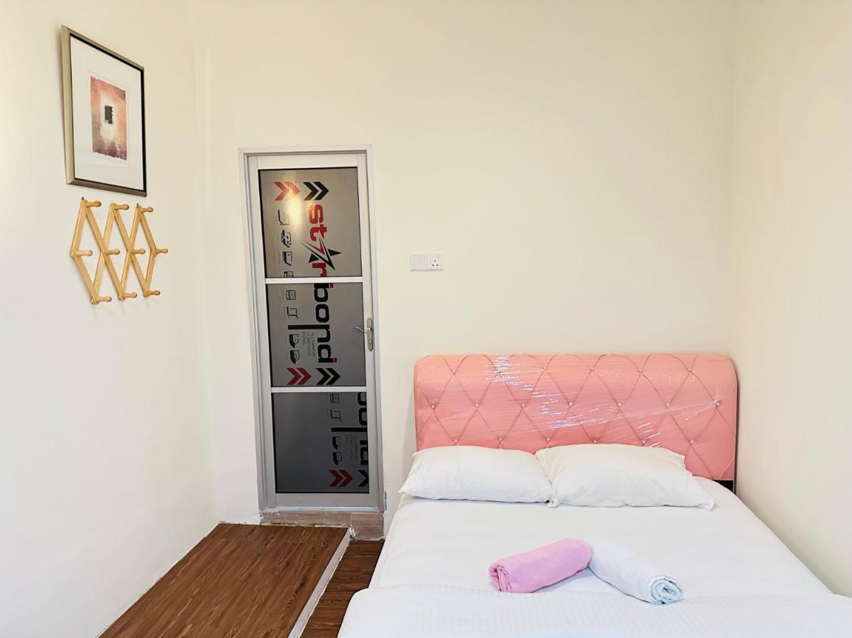 The Explorers Guesthouse And Hostel Kuala Lumpur Eksteriør bilde